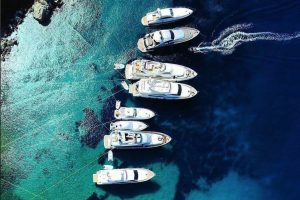 mykonos-yacht-charter